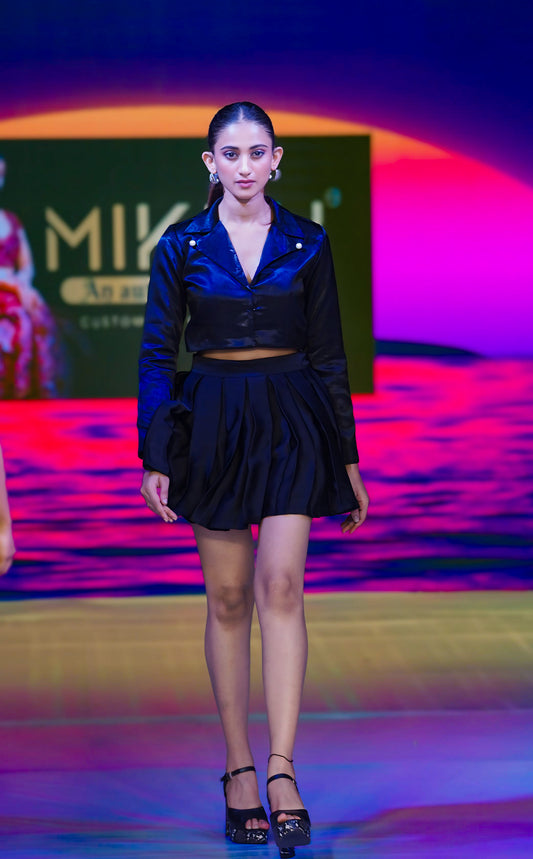 Black top & Balloon skirt BW005