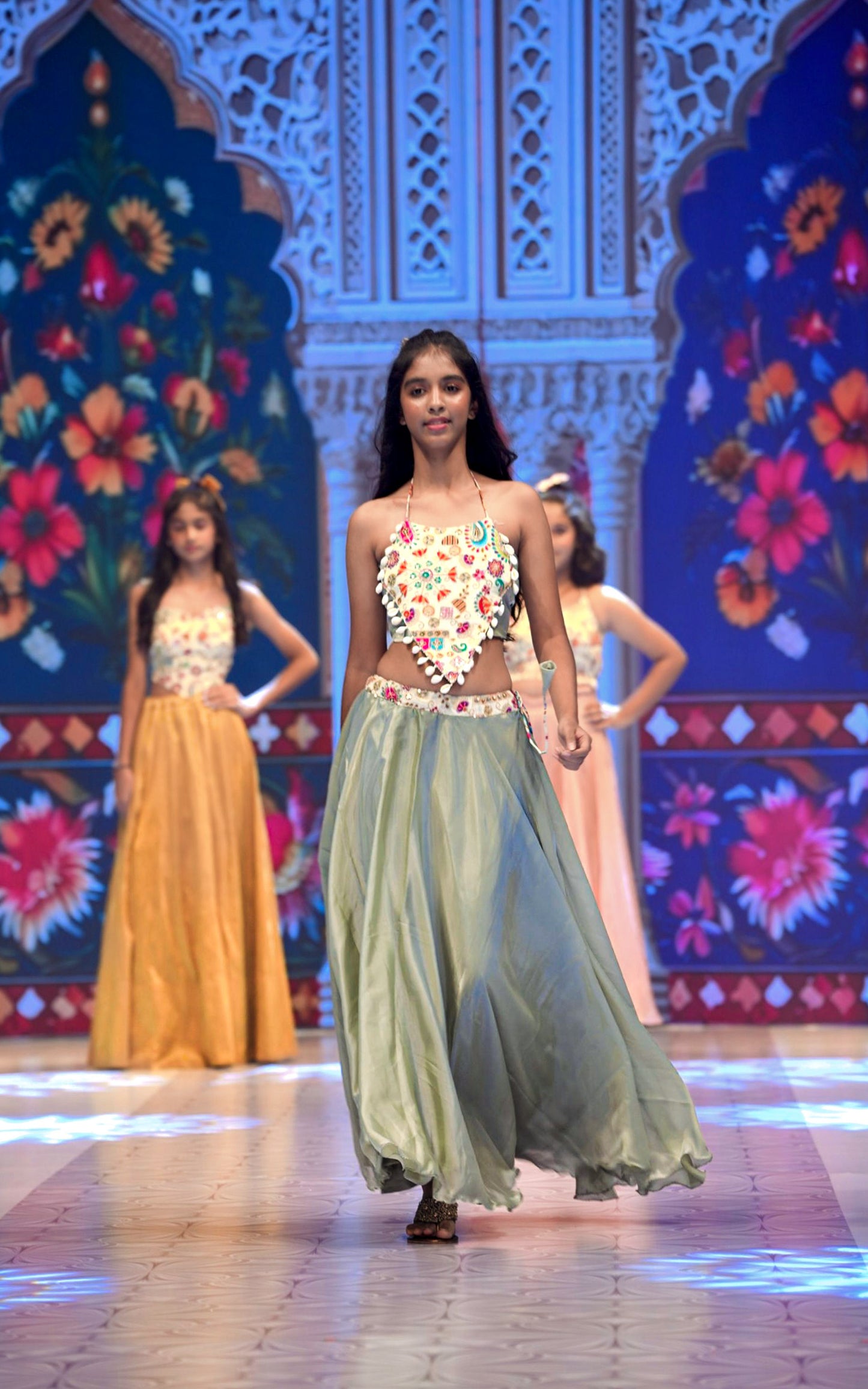 Pastel green flared skirt & crop top RR007