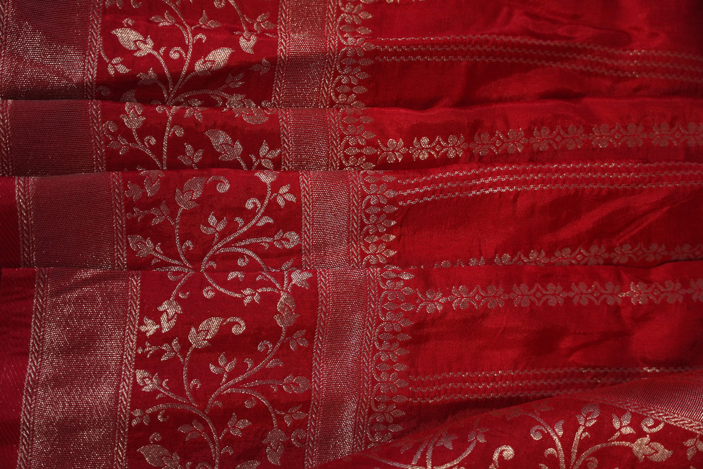 Red Banarasi Saree BS002