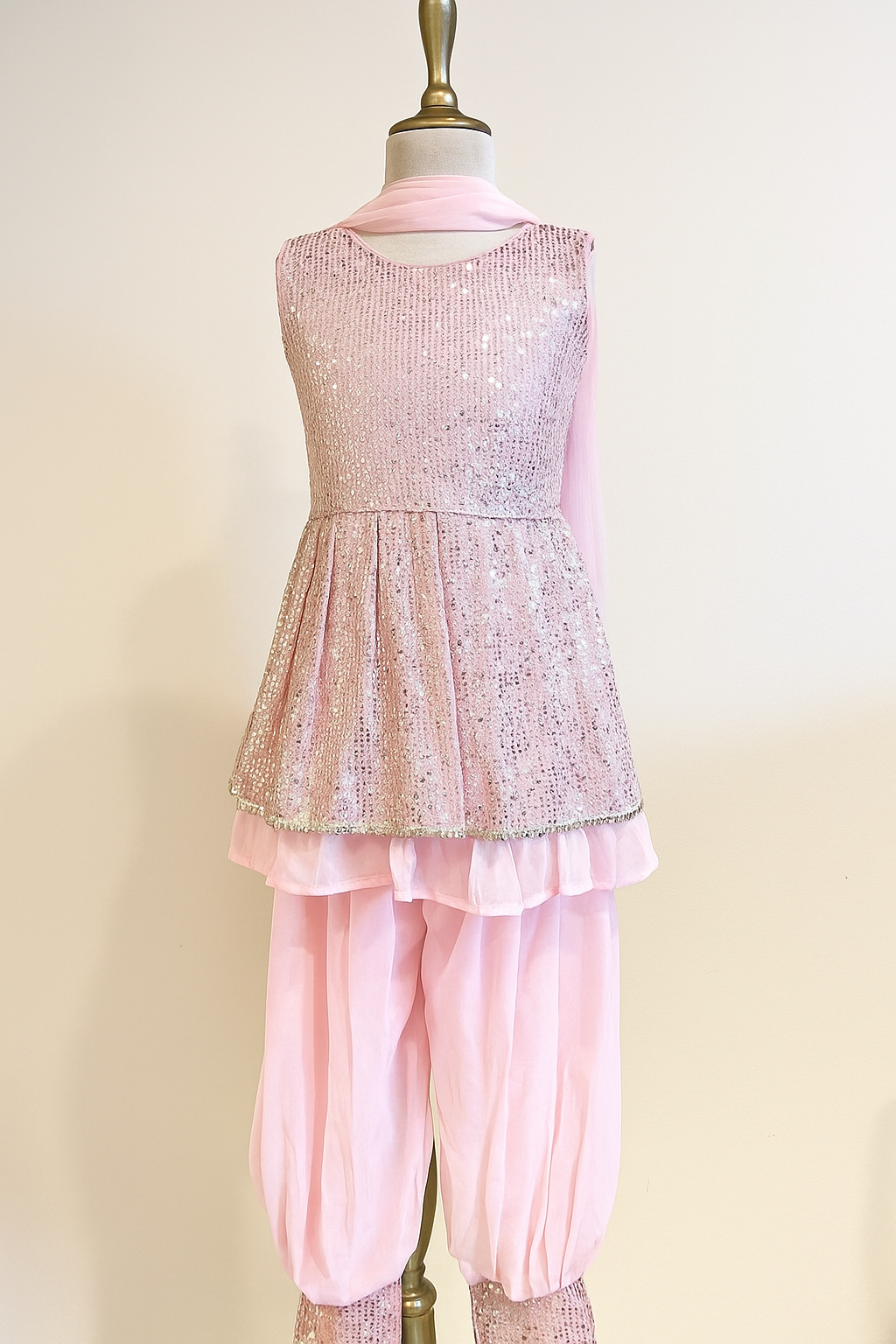 Baby pink partywear set KW087