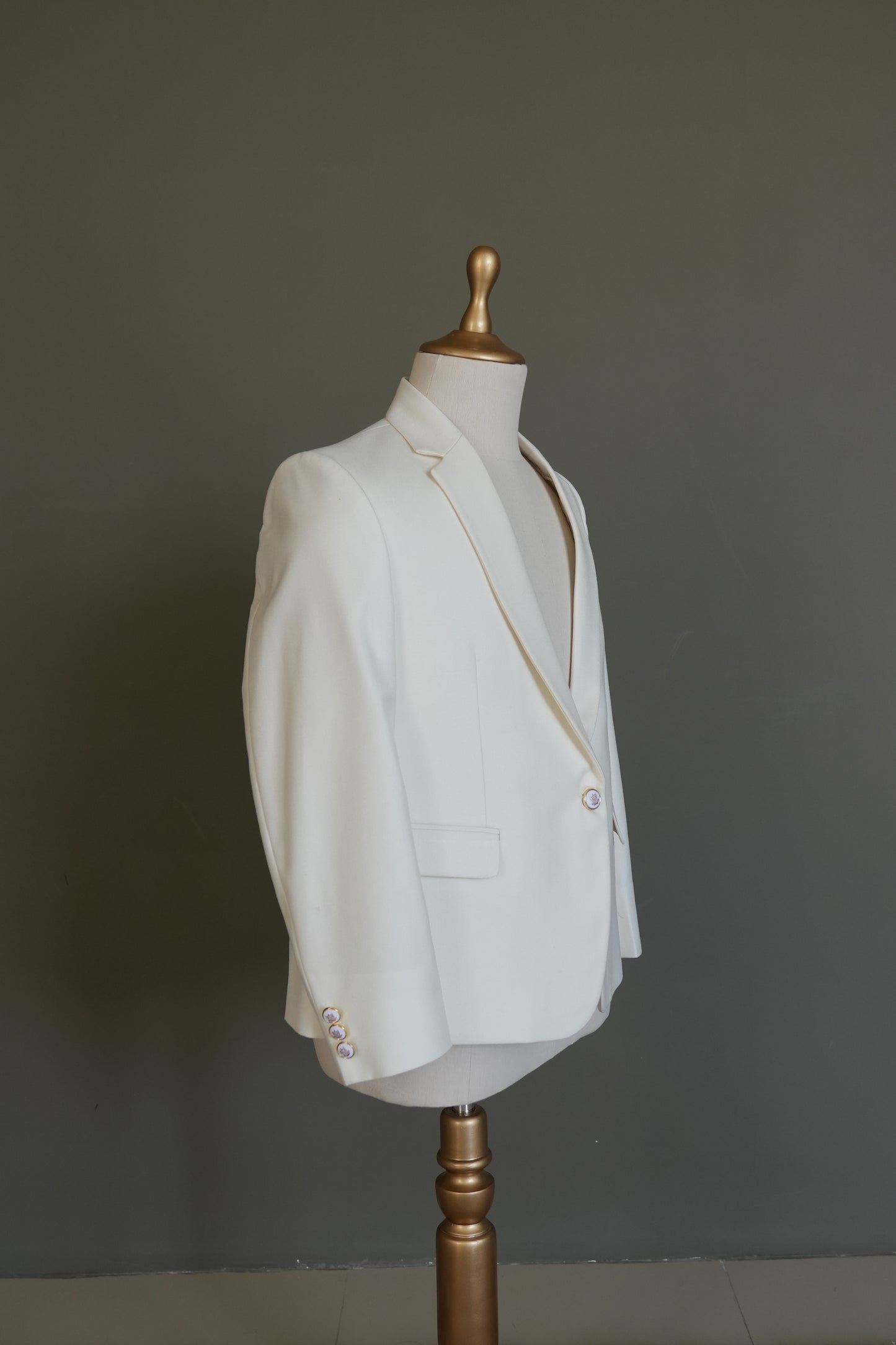 White blazer MW003