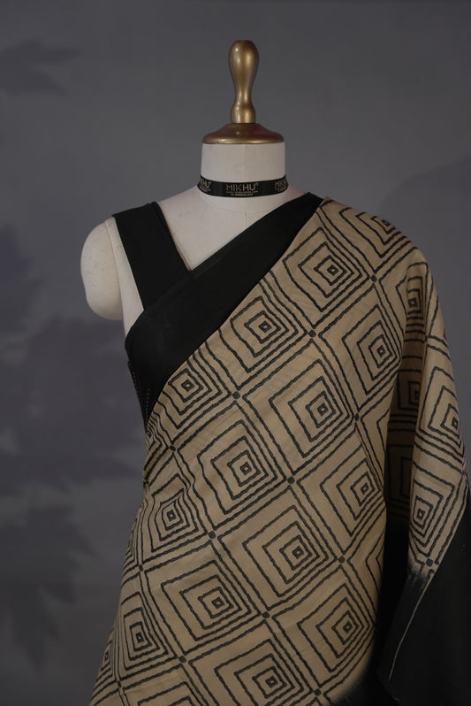 BiscuIt & Black Cotton saree CS010