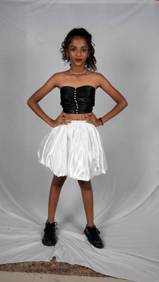 Girls white balloon skirt and black strapless top KW046