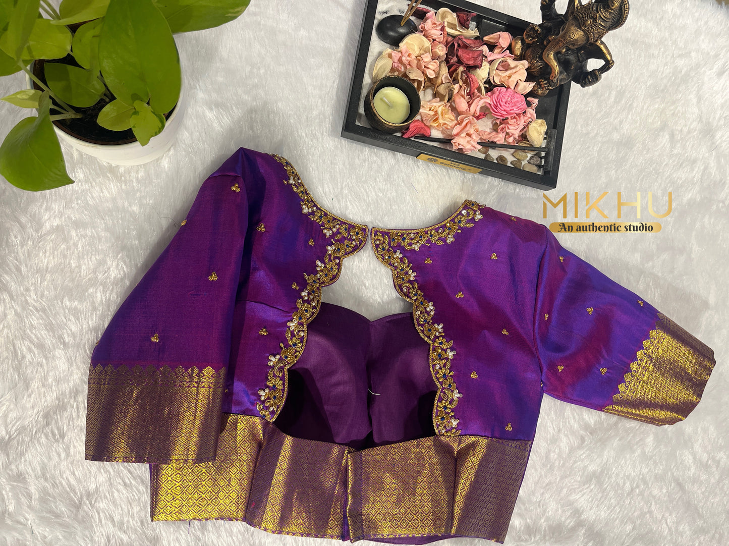 Beautiful and elegant Aari work handwork blouse