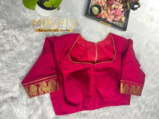 Elegant and simple high neck blouse