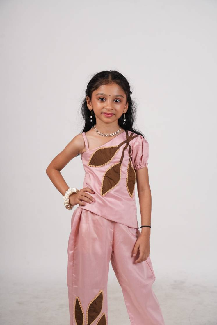 Baby pink applique pant-top set