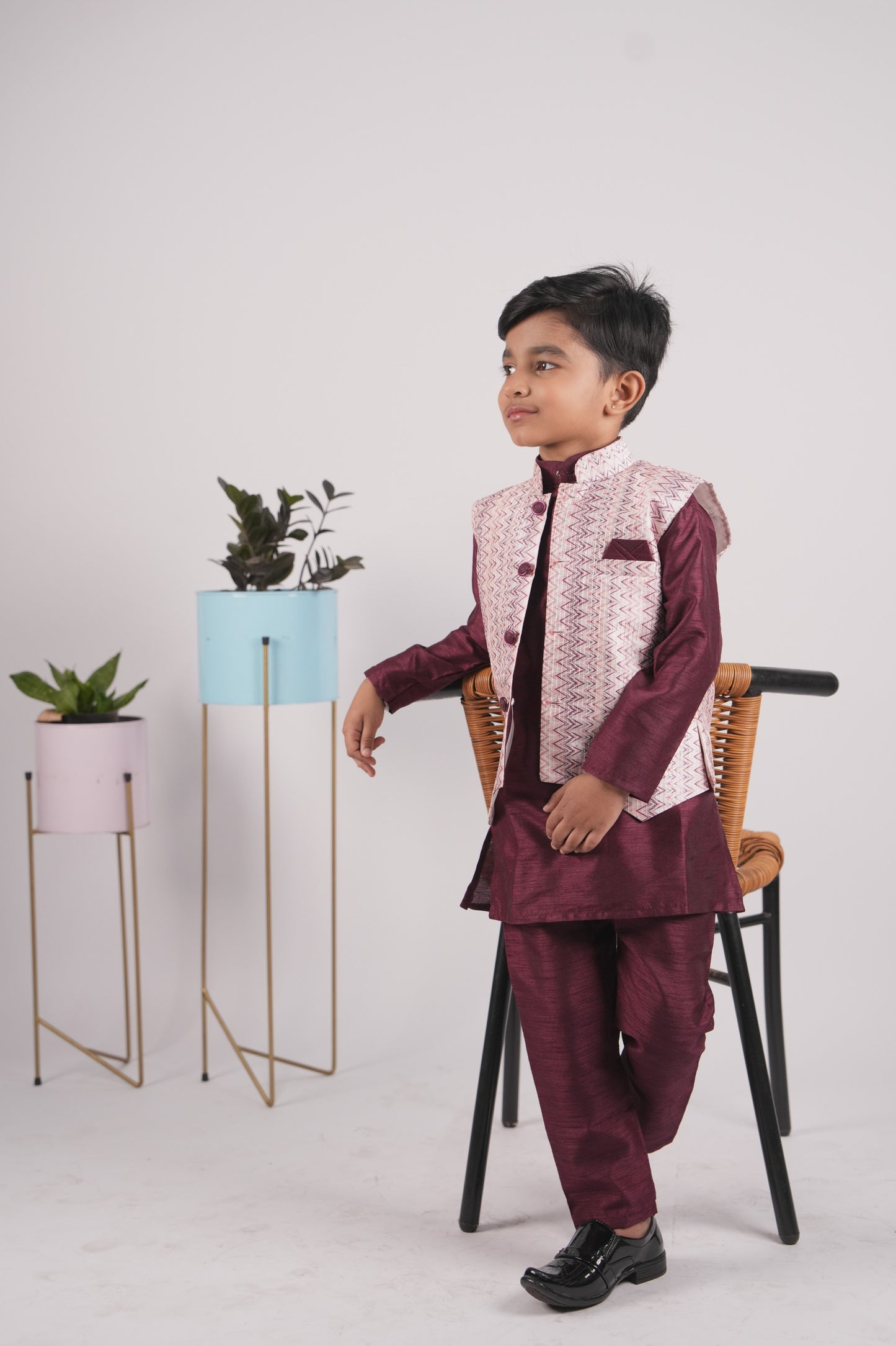 Boys purple sherwani set KW076