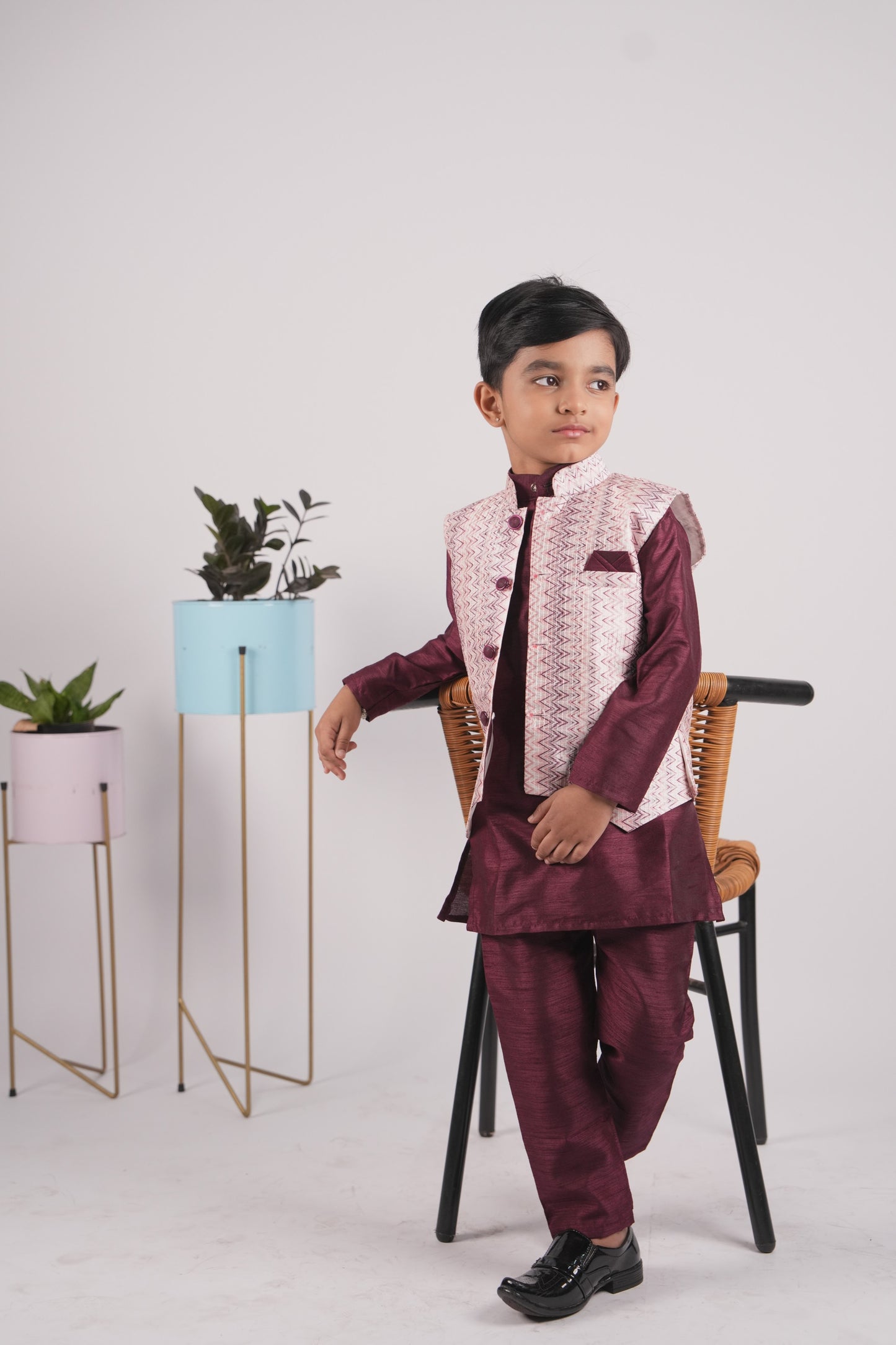 Boys purple sherwani set KW076